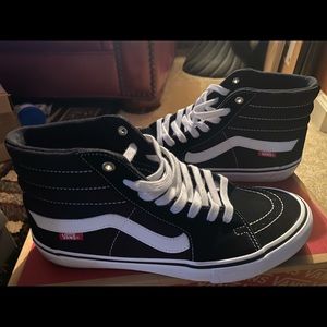 SK8-HI Vans